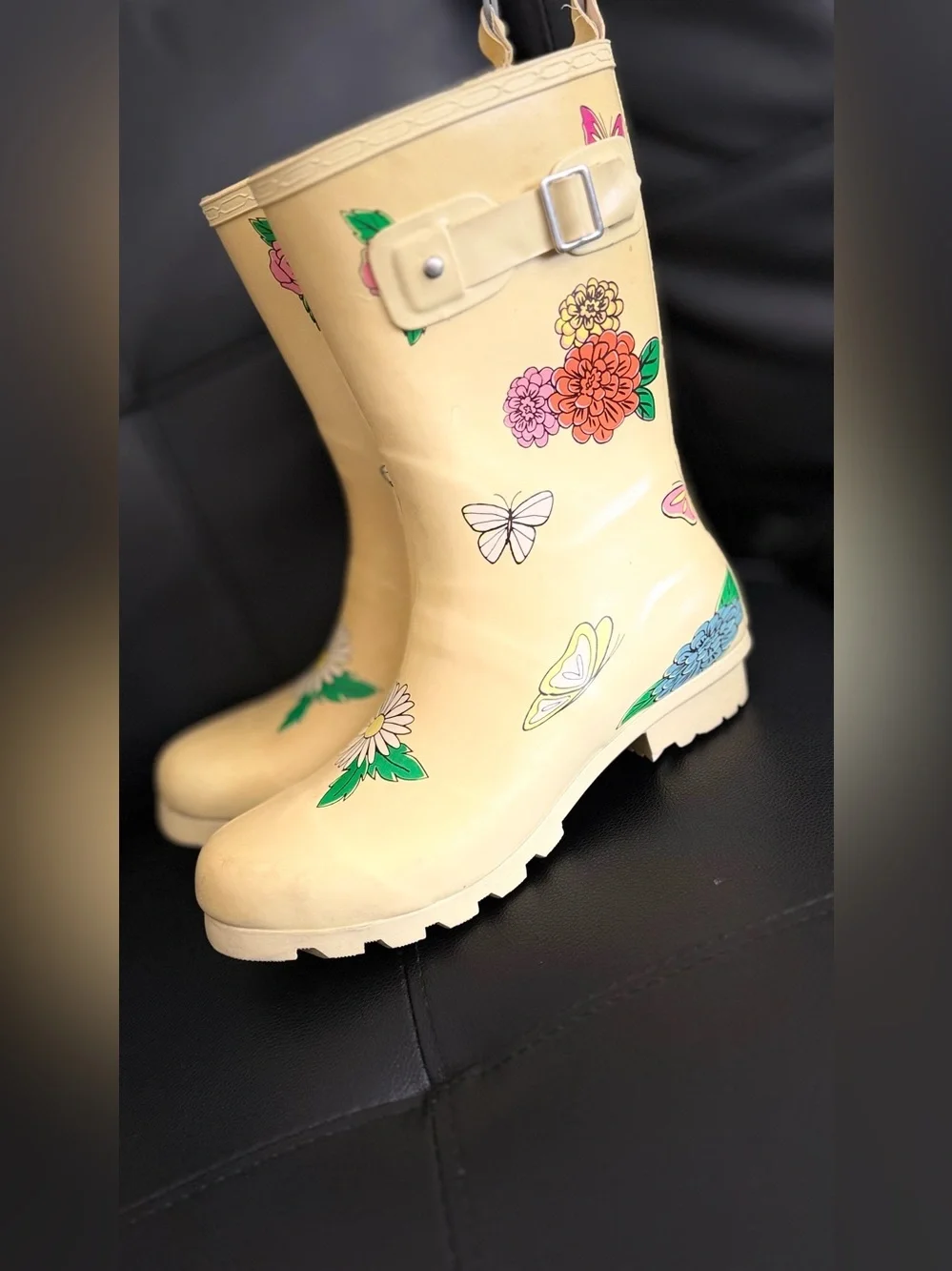 Disney Epcot Floral Butterfly Rubber Yellow Rain Boots Size 9 NWT